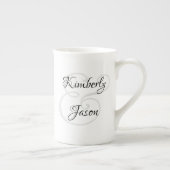 Seine und ihre Skriptnamen, schwarz & grau Porzellantasse (Rechts)