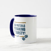 Seinfeld | "Diese Bretzels" Typografie Graphic Tasse (Vorderseite Links)