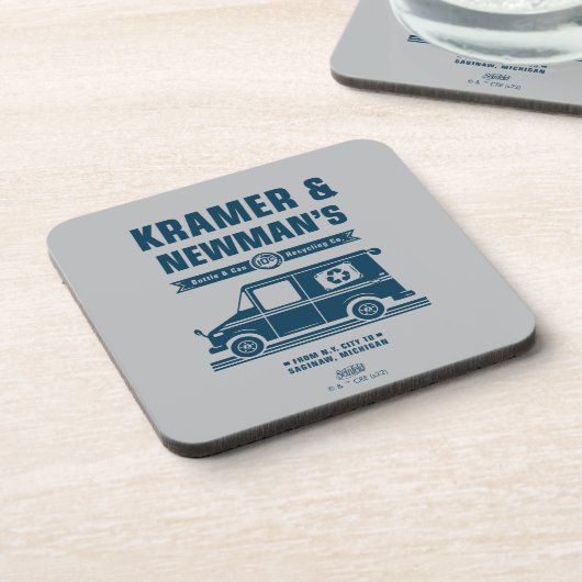 Seinfeld | Kramer & Newman's Recycelnd Co. Getränkeuntersetzer (Linke Seite)