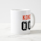 Seinfeld | Kruger Industrial Baseball Team Jumbo-Tasse (Vorderseite Rechts)