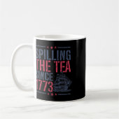 Seit 1773 wird der Tee im sonnigen 4. Juli gespült Kaffeetasse (Links)