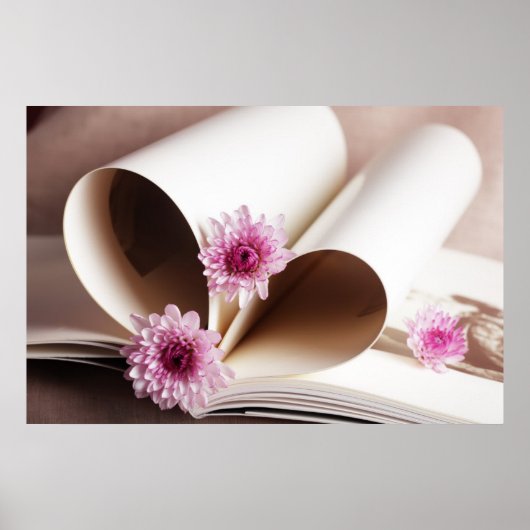 Seiten eines Buches in Form eines Herzens Poster (Vorne)