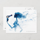 Seitenansicht der Frau, die lange Haare trocknen l Postkarte (Vorne/Hinten)