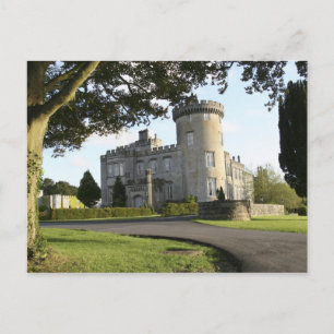 Seiteneingang von Dromoland Castle ohne Menschen Postkarte