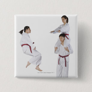 Seitenprofil eines jungen Mannes, der 2 übt Button