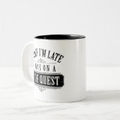 Seitenquest Zweifarbige Tasse (Vorderseite Links)