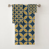 Seitenschiff mit geometrischem Muster, Mustard Badhandtuch Set (Insitu)