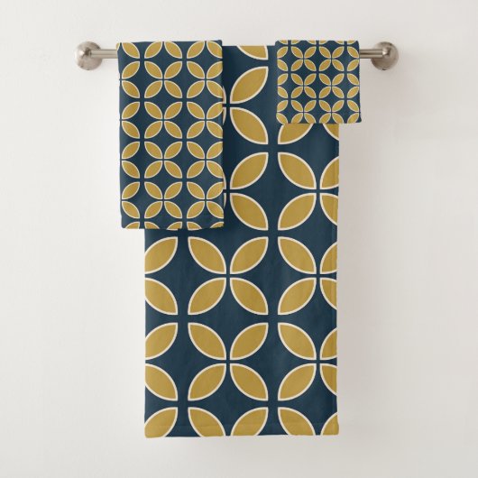 Seitenschiff mit geometrischem Muster, Mustard Badhandtuch Set (Insitu)
