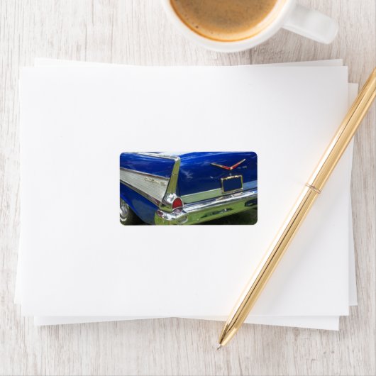 Seitliche weiße Hecktafel auf blauem Oldtimer Adressaufkleber (Insitu)