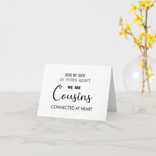 Seitlicher Cousin im Herzstück zusammengefaltete K Karte (Gelbe Blume)