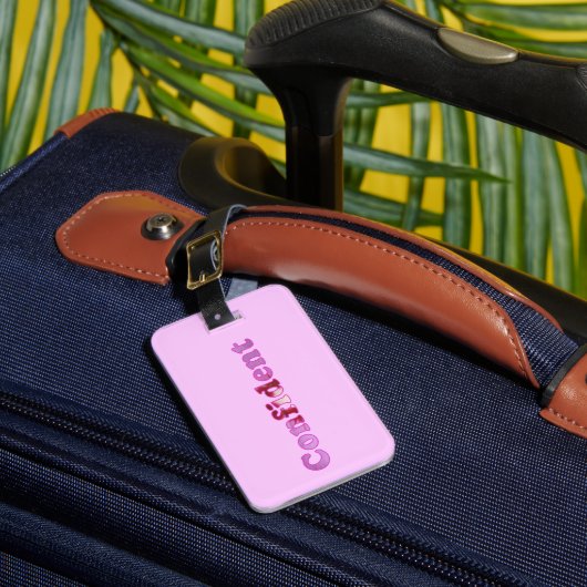 Selbstbewusste rosa personalisierte Gepäckanhänger (Vorderseite Insitu 1)