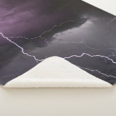 SELECTIVE PHOTOGRAPHY OF WHITE THUNDER SHERPADECKE (3/4)