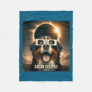 Selfie Berner Sennenhund Damen Illustration Fleecedecke