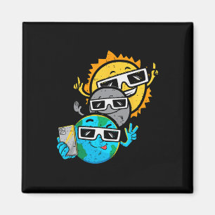 Selfie Earth Moon Sun Chaser Total Solar Eclipse 2 Magnet