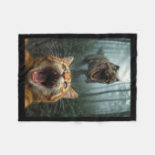 Selfie mit orangefarbener Katze und T-Rex-Dinosaur Fleecedecke (Vorderseite (Horizontal))