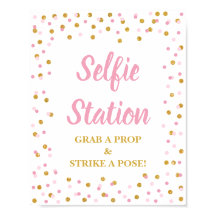 Selfie Station Grab a Prop Strip a Pose Signieren 