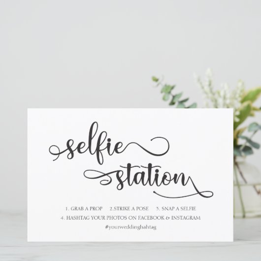 "Selfie Station" Schwarz-weißes trendy Wedding Sig (Stehend Vorderseite)
