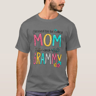 Selig, als Mama und Grammy Muttertag 2 bezeichnet  T-Shirt