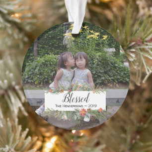 Selig Personalisiert zwei Fotos Winter Botanicals Ornament