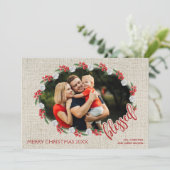 Selig Red Berries Weihnachts-Foto Feiertagskarte (Stehend Vorderseite)