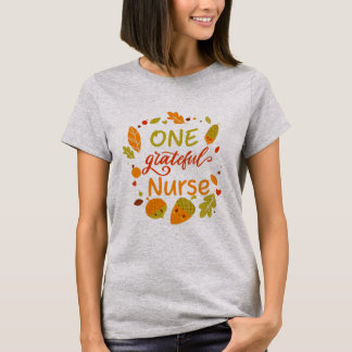 Selige Familie ein dankbarer Krankenpfleger Ernted T-Shirt