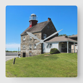 Selkirk Lighthouse, New York Wall Clock Quadratische Wanduhr