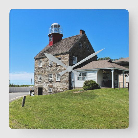 Selkirk Lighthouse, New York Wall Clock Quadratische Wanduhr (Vorderseite)