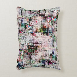 Seltsam gezeichnet unter rustikal gealtertem Jute Dekokissen