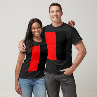 Seltsam rot und schwarz - unangenehm T-Shirt