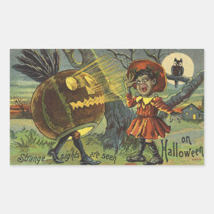 Seltsame Anblicke werden an Halloween Vintage gese Rechteckiger Aufkleber