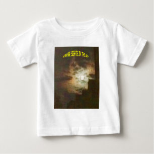 Seltsame Blicke auf den Himmel Baby T-shirt