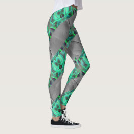 Seltsamer Camouflage-Satinton, grün bis kohlenstof Leggings