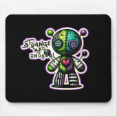Seltsamer und ungewöhnlicher Lila Voodoo-Bär Mousepad (Vorne)