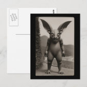 Seltsames Bat Monster Halloween Postkarte (Vorne/Hinten)