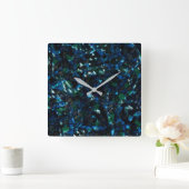 Seltsames Mosaik über dunklem Hintergrund und hell Quadratische Wanduhr (Zuhause)