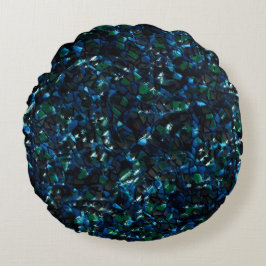 Seltsames Mosaik über dunklem Hintergrund und hell Rundes Kissen