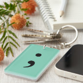 Semikolon Schlüsselanhänger (Vorderseite rechts)