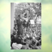 Sen. Robert Kennedy Campaigning für US-Präsident Fensteraufkleber (Blatt 3)
