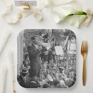 Sen. Robert Kennedy Campaigning für US-Präsident Pappteller