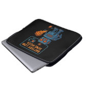 Send Pizza Robot Battery 5% Gaming Foodie Funny Laptopschutzhülle (Vorne Knopf)