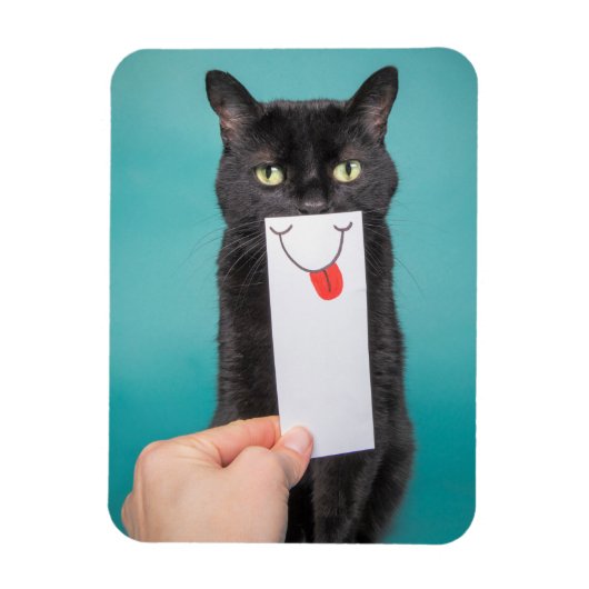 Senden einer lächelnden, lustigen Katze mit dem Mu Magnet (Vertikal)