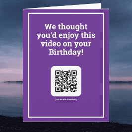 Senden eines Videos mit QR-Code an einem Geburtsta Karte