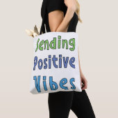 Senden positiver Vibes Tasche (Von Nahem)