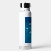 Seneca: Vorwärts fokussieren, nicht auf Vergangenh Trinkflasche (rechts)