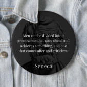 Senecas Division: Die Tore und die Kritiker Button (Beispiel)