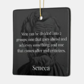 Senecas Division: Die Tore und die Kritiker Keramikornament (Links)