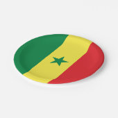 Senegal-Flagge Pappteller (Schrägansicht)