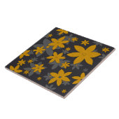 Senfgelbe Blumen auf dunkelgrau und Reben Fliese (Seite)