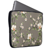 Senfkleine Blume mit grünen Blätter Laptopschutzhülle (Vorne Rechts)