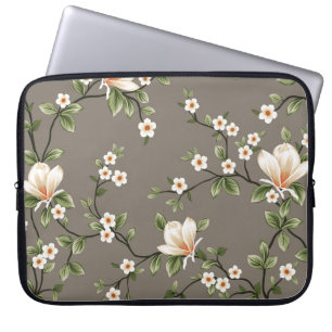 Senfkleine Blume mit grünen Blätter Laptopschutzhülle
